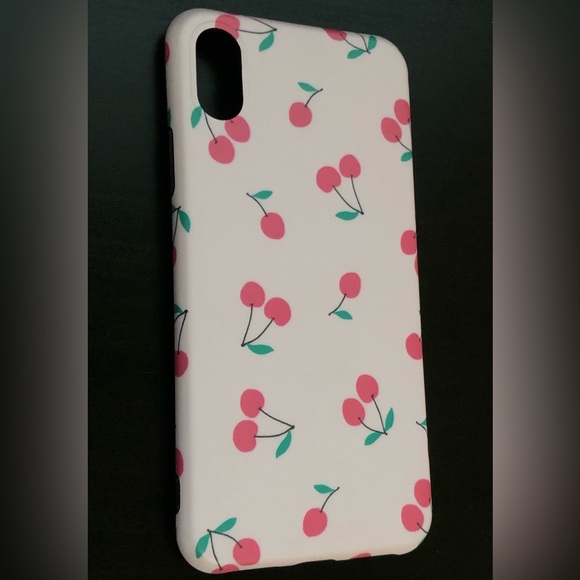 iPhone X/Xs Case - Picture 3 of 4